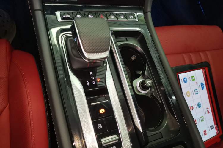 Used Hongqi H6 2024 2.0T ZhiMei Edition
