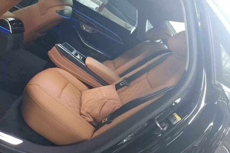 Used Audi A8 2023 A8L 50 TFSI quattro Prestige Edition
