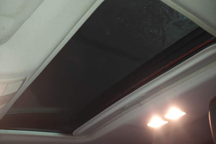 Used Mazda Atenza 2014 2.0L Blue Sky Luxury Edition
