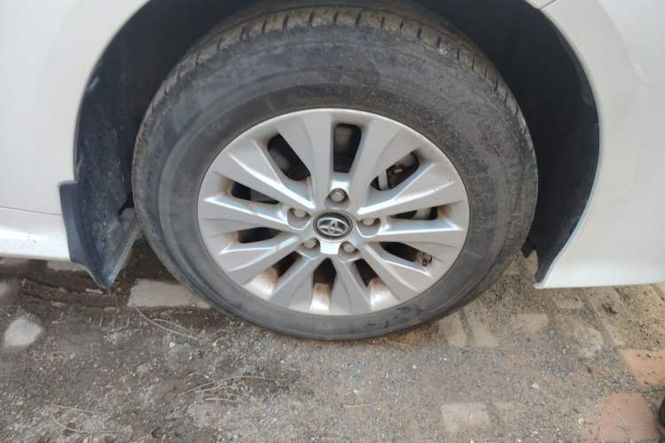 Used Toyota Corolla 2022 Dual-Motor 1.8L E-CVT Pioneer Edition
