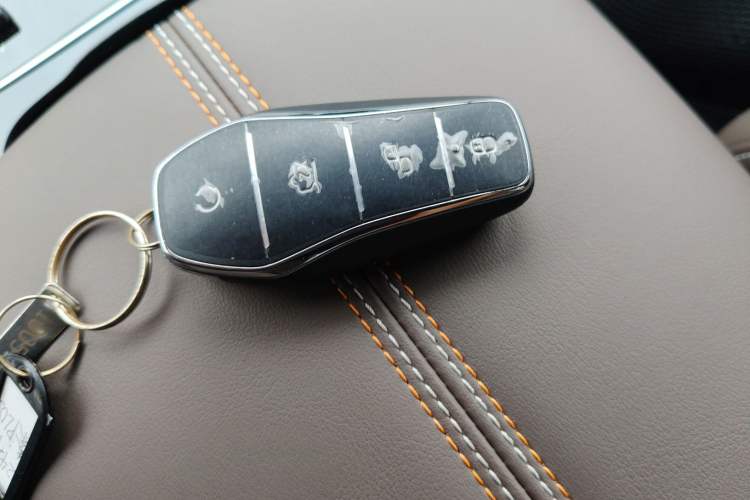 Used BYD Qin PLUS 2023 Champion Edition DM-i 120KM Excellence Model
