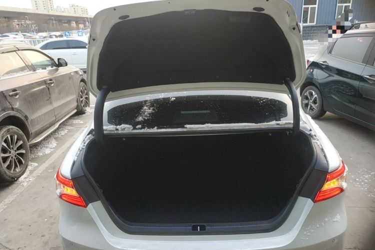 Used Toyota Camry 2021 2.0G Luxury Edition