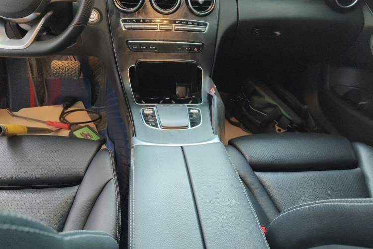 Used Mercedes-Benz C-Class 2020 Restyled C 200 L Fashion Edition Sport Version
