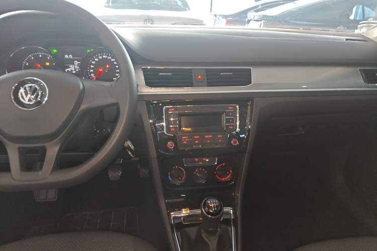 Used Volkswagen Bora 2019 Facelift Bora·Legend 1.5L Manual Fashion Edition China VI Standard