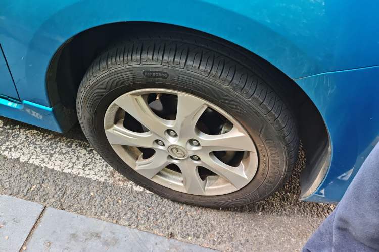 Used Mazda Mazda 3 2012 Hatchback 2.0L Automatic Luxury Model
