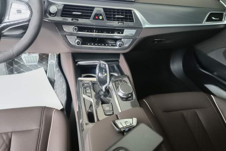 Used BMW 5 Series 2023 530Li Leading Model M Sport Package