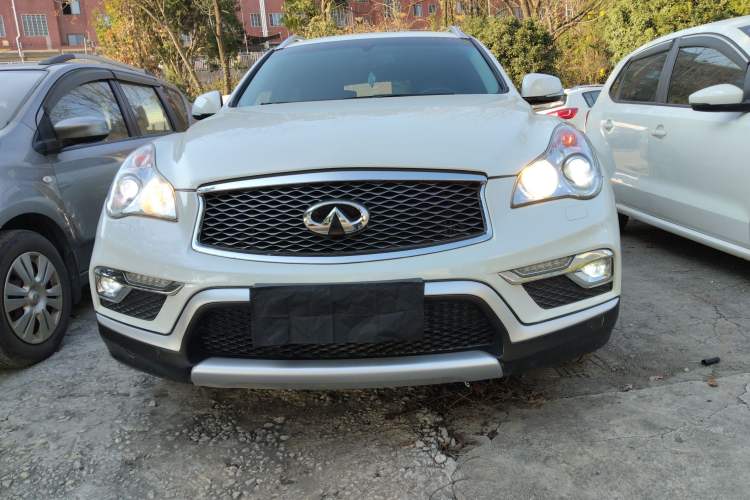 Used Infiniti QX50 2015 2.5L Comfort Edition