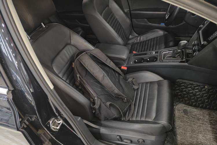 Used Volkswagen Magotan 2018 Facelift 330TSI DSG Luxury Model
