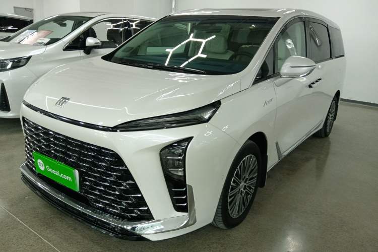 Used Buick GL8 New Energy 2024 Lu Zun Luxury Edition 7-Seater
