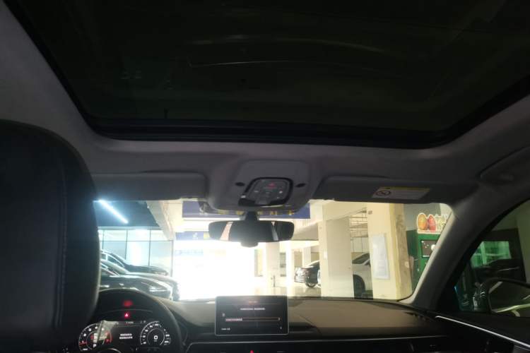 Used Audi A4L 2019 40 TFSI Fashion Edition China VI Emission Standard
