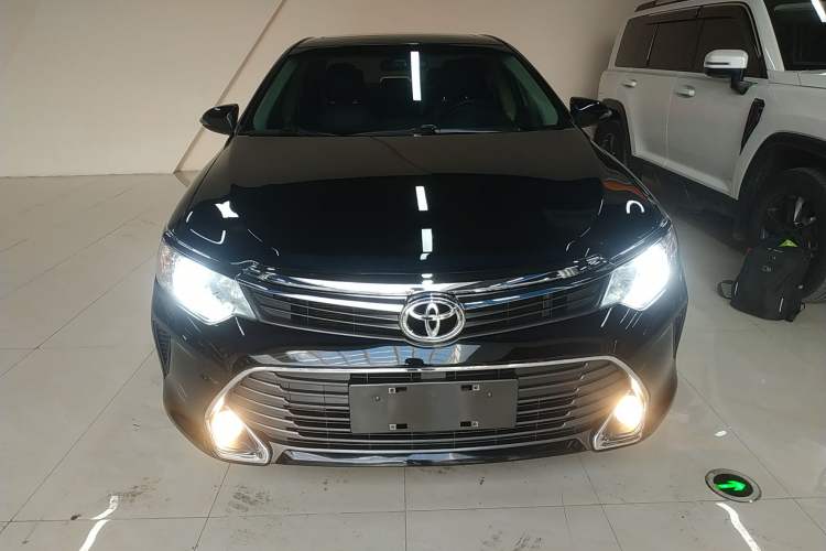 Used Toyota Camry 2015 2.0E Elite Edition

