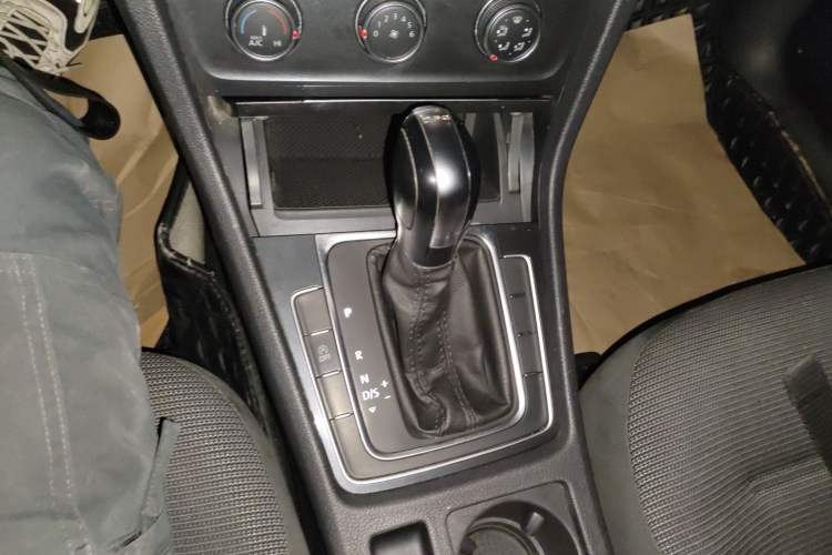 Used Volkswagen Golf 2019 280TSI DSG Comfort Version China VI Standard
