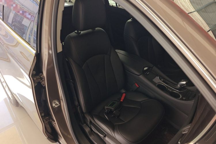 Used Buick Envision 2018 20T Two-Wheel-Drive Elite Model
