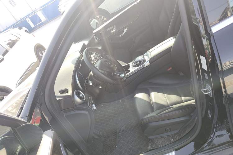 Used Mercedes-Benz GLC 2017 GLC 300 4MATIC Sport Edition
