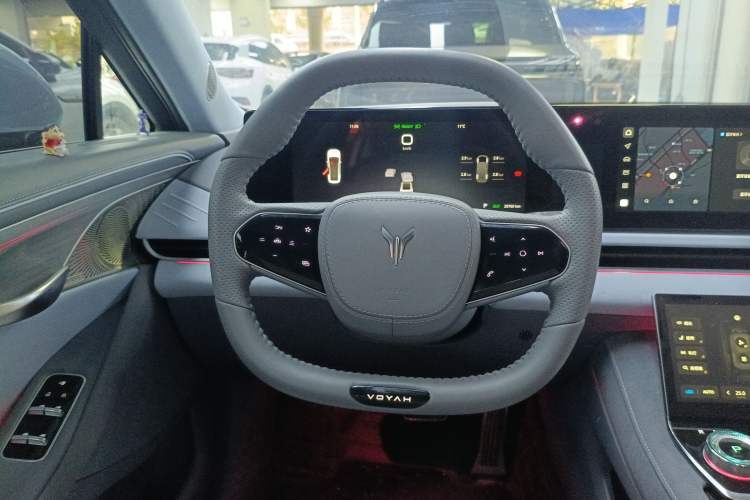 Used VOYAH PASSION 2023 Four-Wheel Drive Standard Edition
