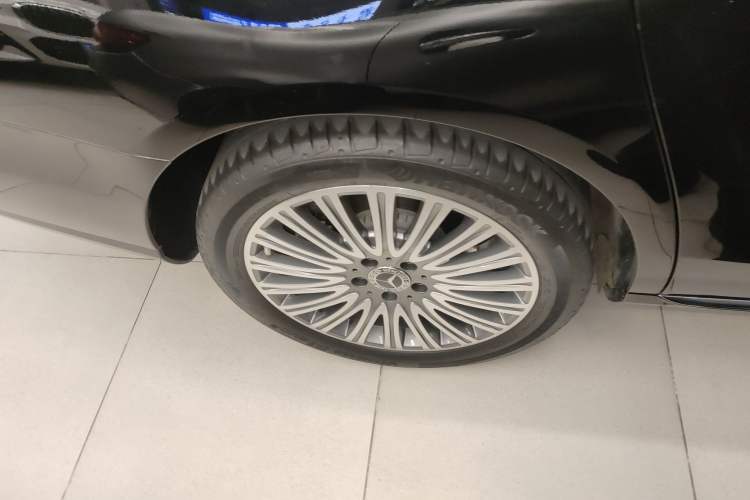 Used Mercedes-Benz E-Class 2022 E 300 L Stylish Model
