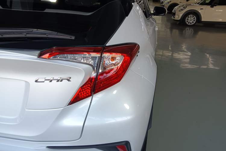 Used Toyota C-HR 2023 2.0L Leading Edition
