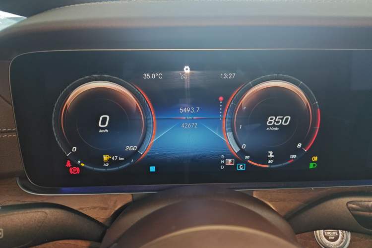 Used Mercedes-Benz E-Class 2022 Facelift E 260 L 4MATIC
