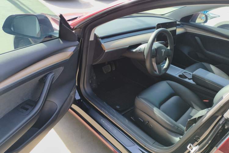 Used Tesla Model 3 2022 Rear-Wheel-Drive Version