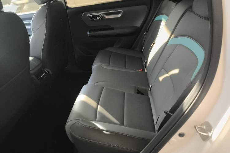 Used AION Y 2023 Younger Star Edition