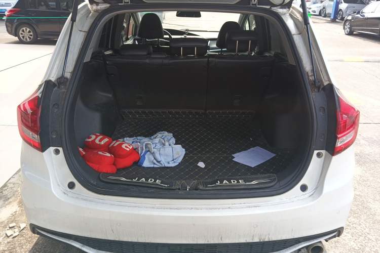 Used Honda Jade 2017 1.8L automatic Comfort version 5 seats
