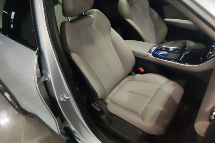 Used Geely Auto FX11 2025 4th Generation 1.5TD DCT – Setting Sail