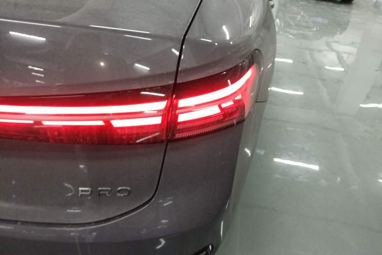 Used Volkswagen Passat 2025 Pro 380TSI Dragon Supreme Edition
