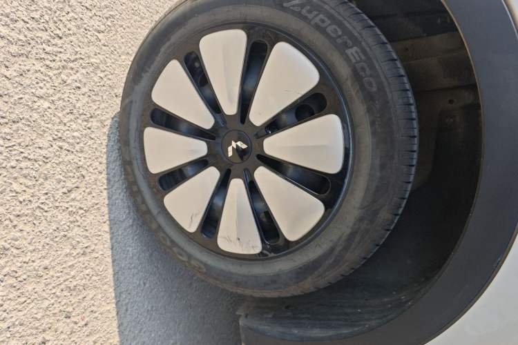 Used Wuling Bingo 2024 333 km Enjoyment Version
