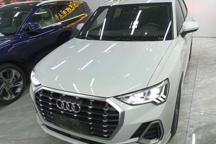 Used Audi Q3 2020 35 TFSI Fashion Dynamic Model