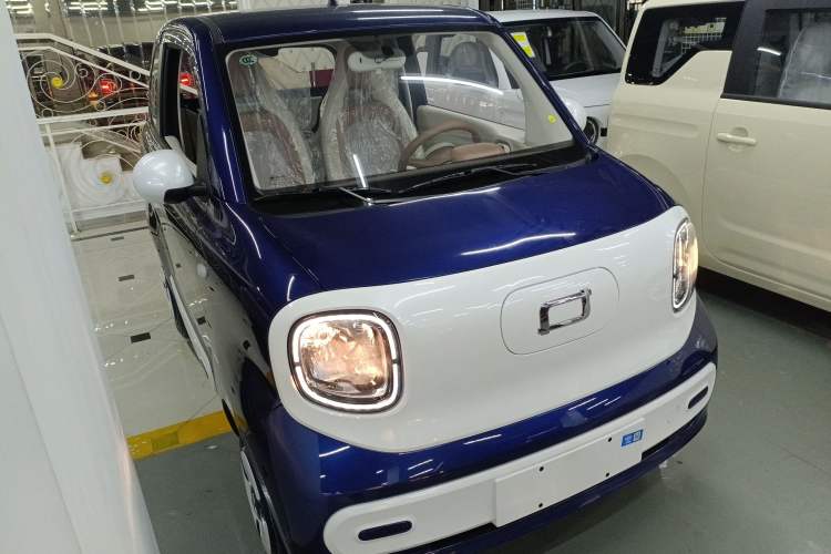 Used Bestune Pony 2026 222km Colorful Horse