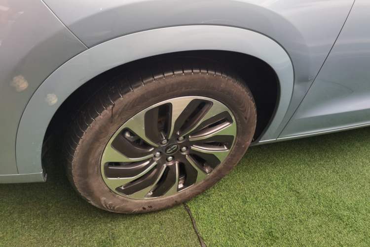 Used Hima AITO M7 2024 1.5T Rear-Drive Plus Version 6 Seats
