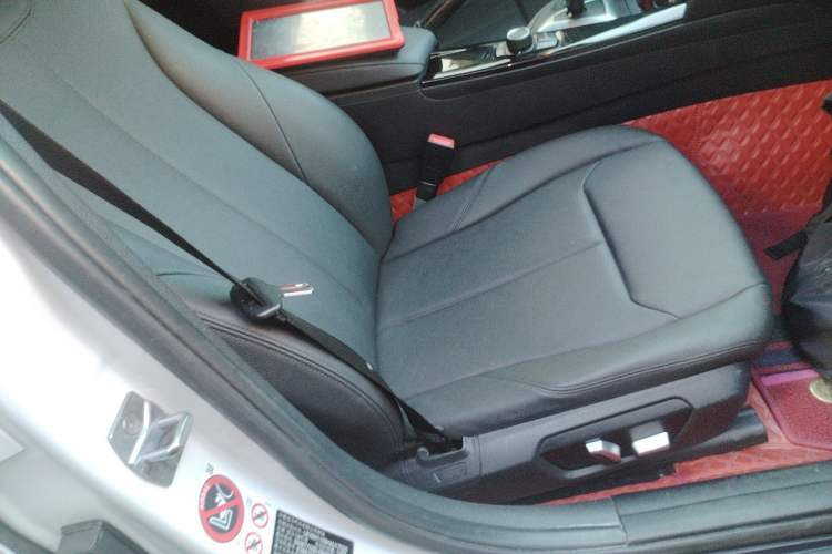 Used BMW 3 Series 2017 318Li Fashion Model