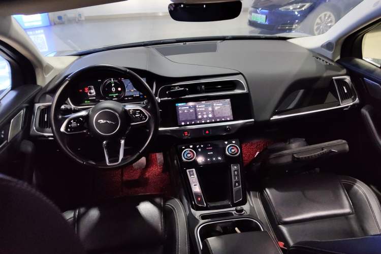 Used Jaguar I-PACE 2018 EV400 SE
