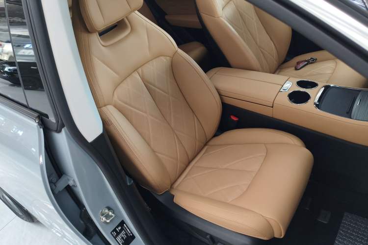 Used Leapmotor C11 2024 All-Electric 580 Luxury Edition
