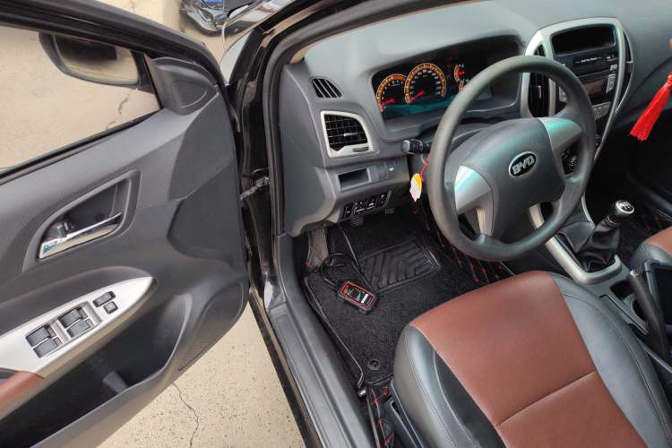 Used BYD F3 2015 Energy-Efficient Model 1.5L Manual Comfort Edition
