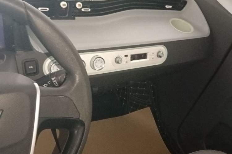 Used Wuling Hongguang MINIEV 2021 Macaron Premium Model – Lithium Iron Phosphate
