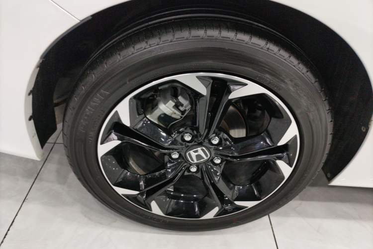 Used Honda Civic 2025 240TURBO CVT SmartFun Pro
