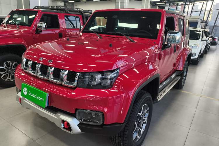 Used  BJ40 2019 PLUS 2.3T Automatic Four-Wheel Drive Premium Edition China VI
