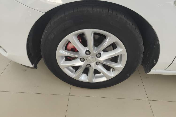 Used Buick GL6 2018 18T 6-Seater Elite Model