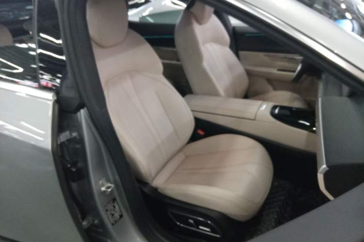 Used XPeng P7 2020 670E
