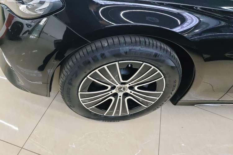 Used Mercedes-Benz E-Class 2024 E 260 L