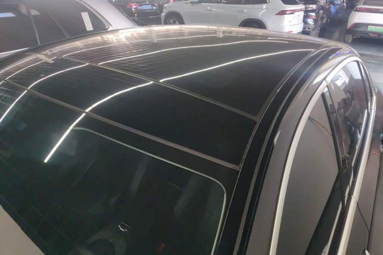 Used Mercedes-Benz E-Class New Energy 2022 Restyled E 350 e L Plug-in Hybrid Sedan
