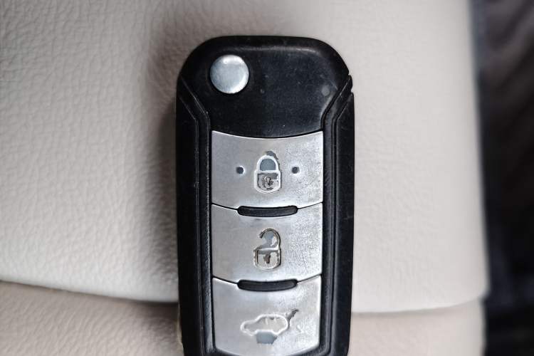 Used GAC Trumpchi GA3S Vision 2014 1.6L Manual Elite Edition