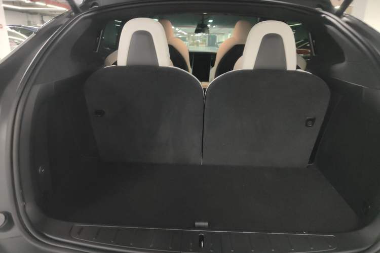 Used Tesla Model X 2019 Long-Range Version
