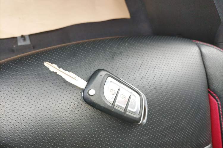 Used Soueast DX3 2016 1.5L Manual Luxury Model