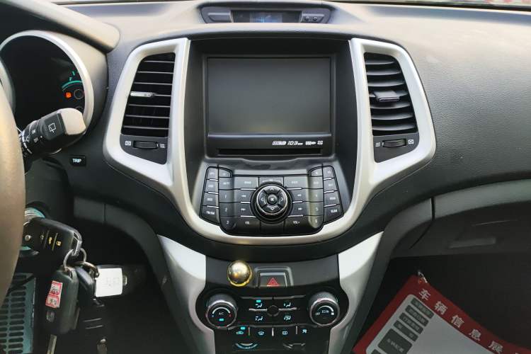 Used Changan Eado 2013 1.6L Manual ZhiKu Model China IV Standard
