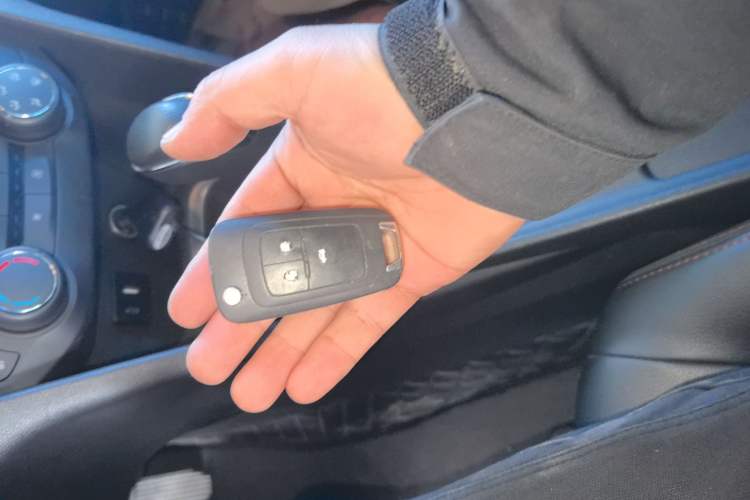 Used Chevrolet Monza 2022 Light Hybrid RS 330T Automatic Comfort Edition