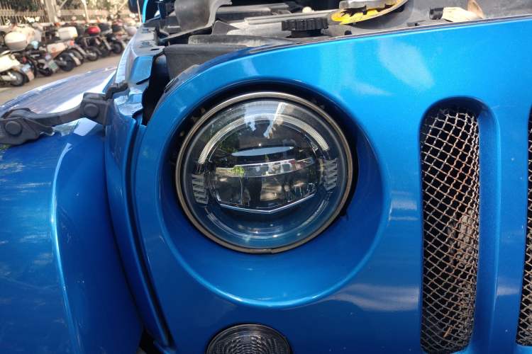 Used  Wrangler 2014 3.0L Sahara Four-Door Edition
