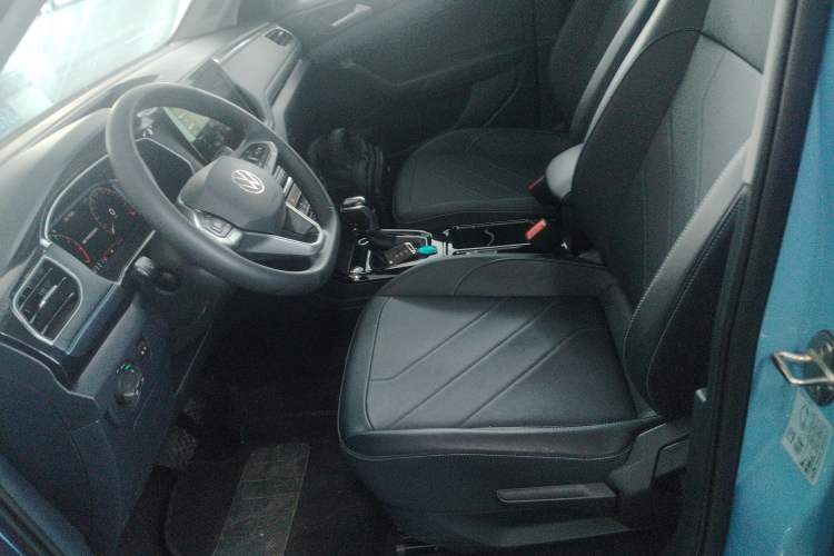 Used Volkswagen Tharu 2025 NewRui 300TSI Prestige Edition