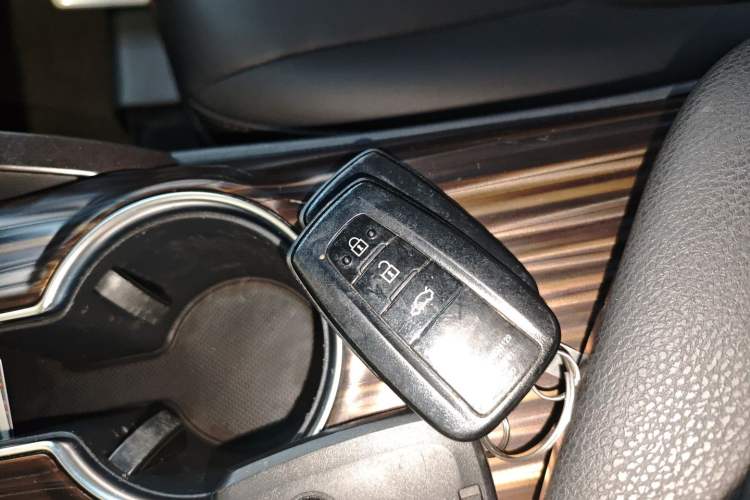 Used Toyota Camry 2018 2.0G Luxury Edition